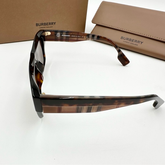 SOLD NEW Burberry Nova Check Havana Sunglasses - Picture 3 of 7